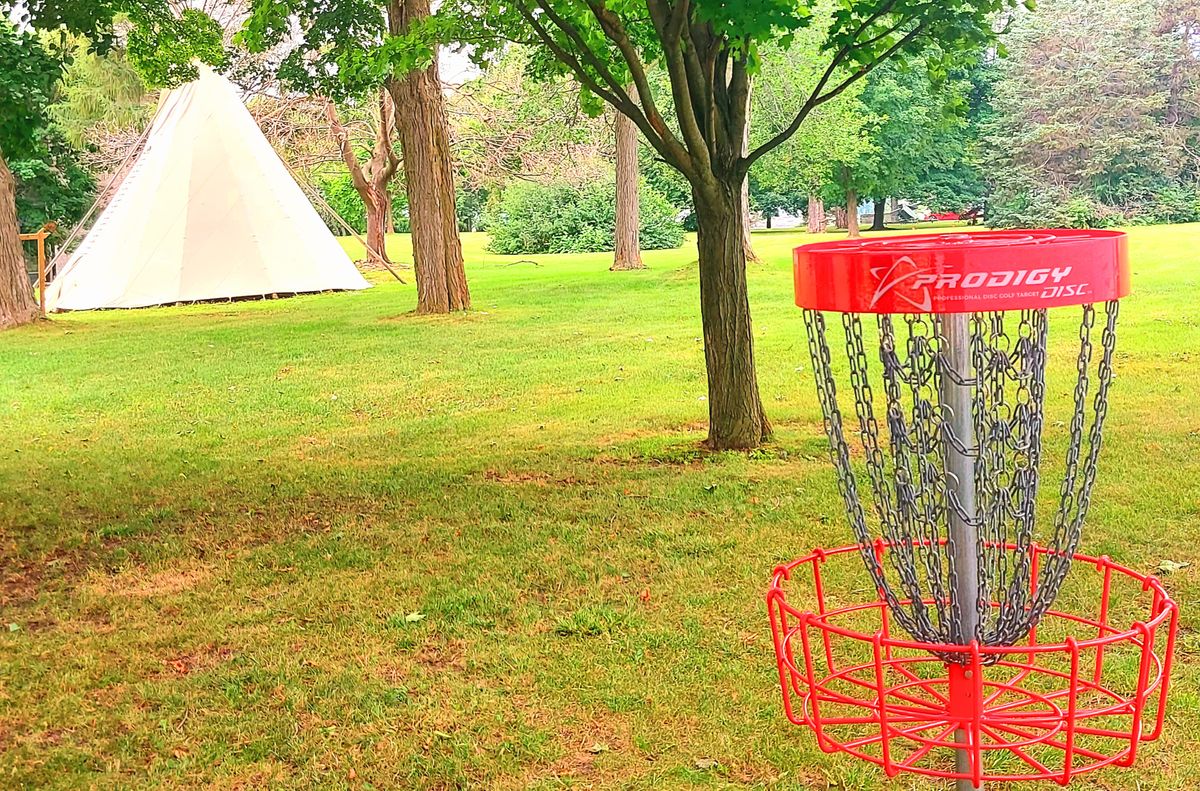 Reverse back up the fairway on hole 8.