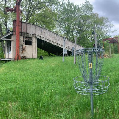 Basket hole 2