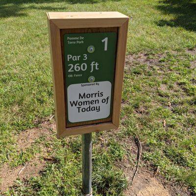 Hole 1 tee sign
