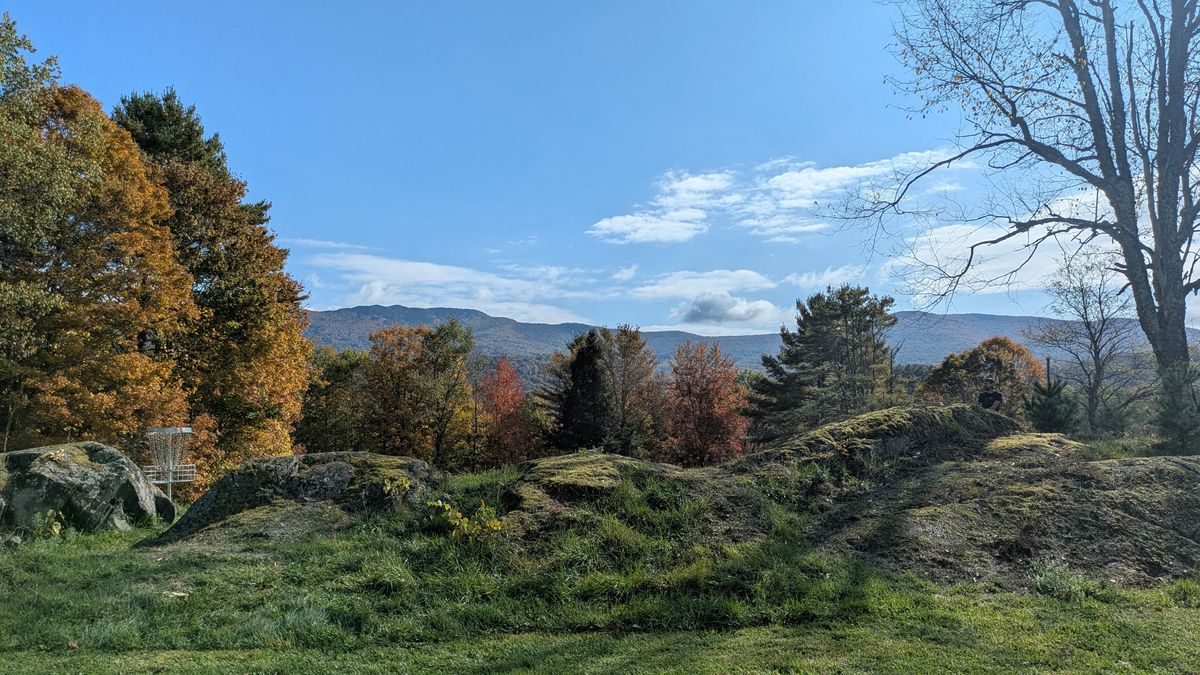 Hole 2 approach