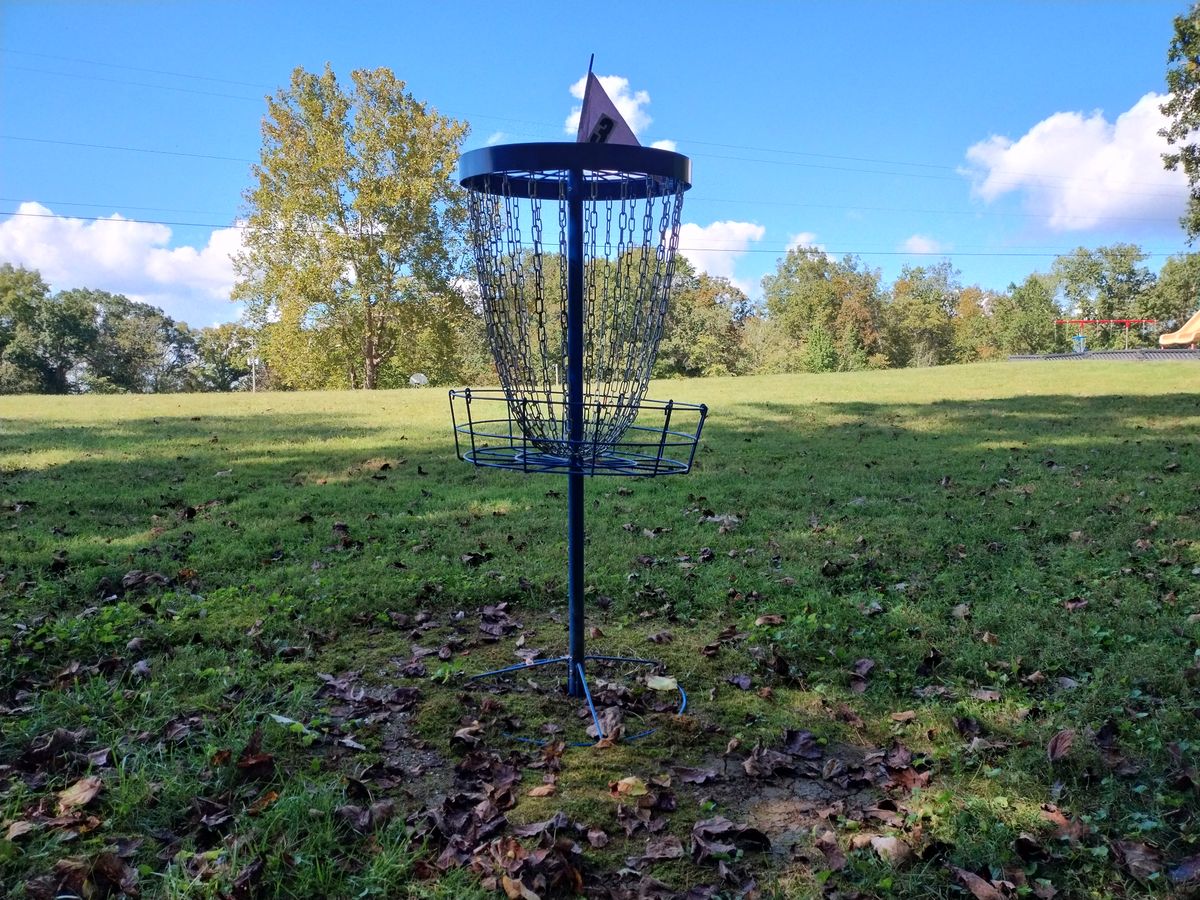 Basket 3 back view to tee pad