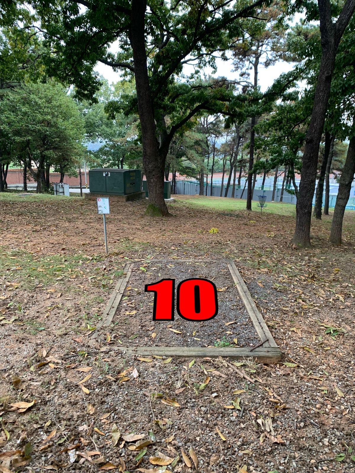 Red 10