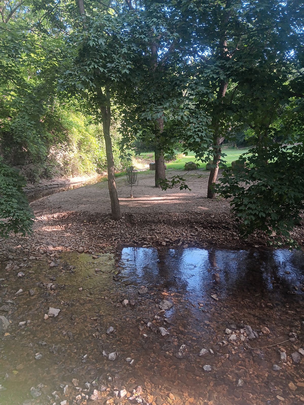 Hole 4 A position