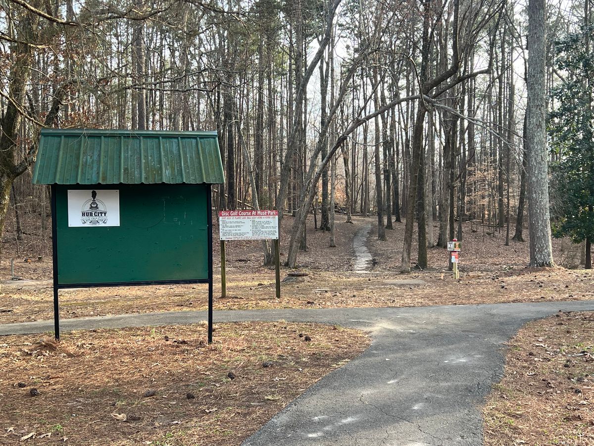 Walking up to hole 1 from the parking lot.