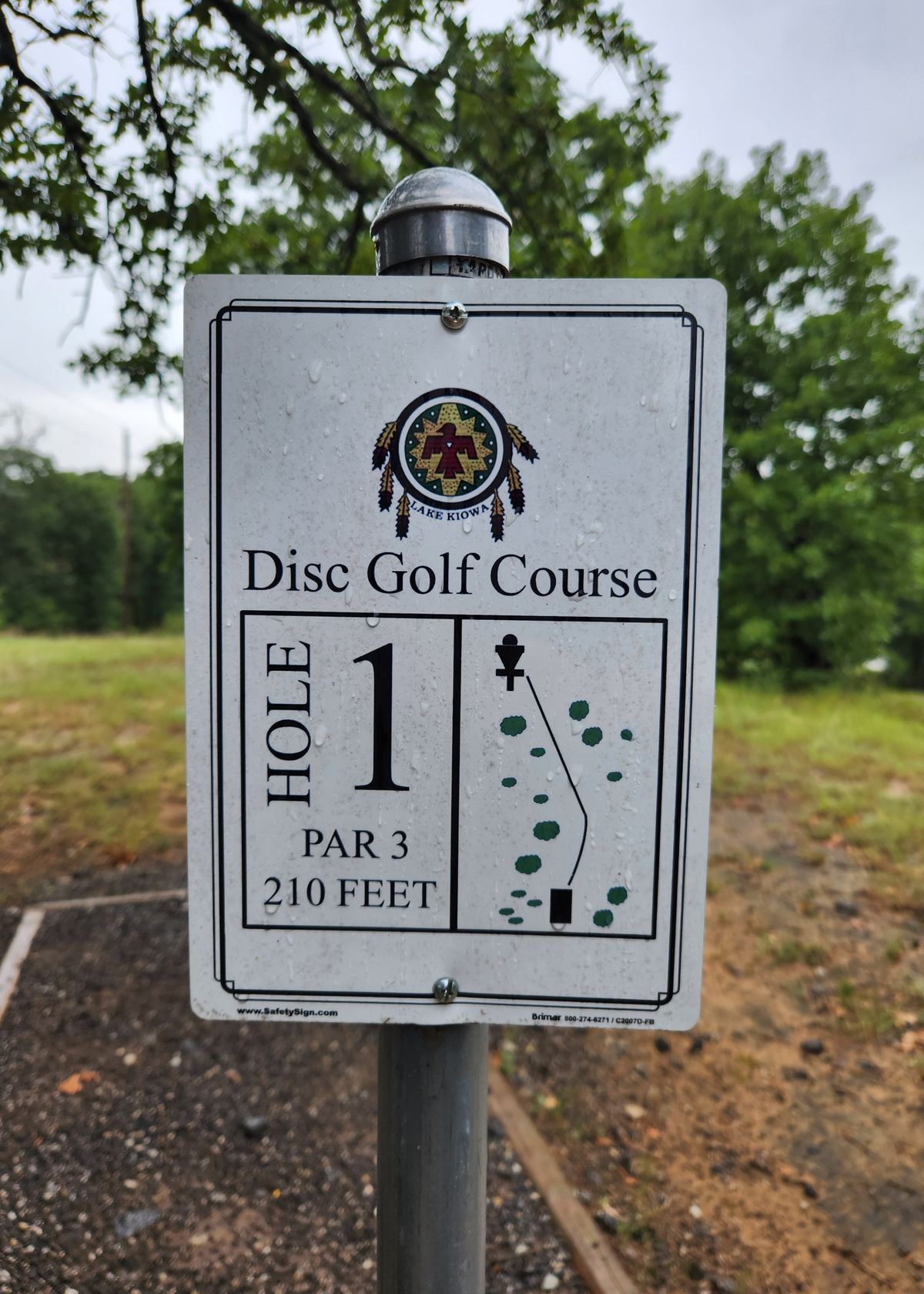 Hole 1 sign