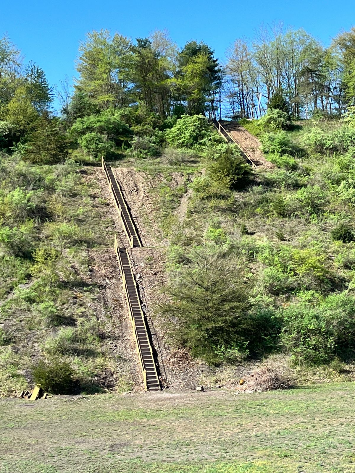 Stairs coming down from hole 6