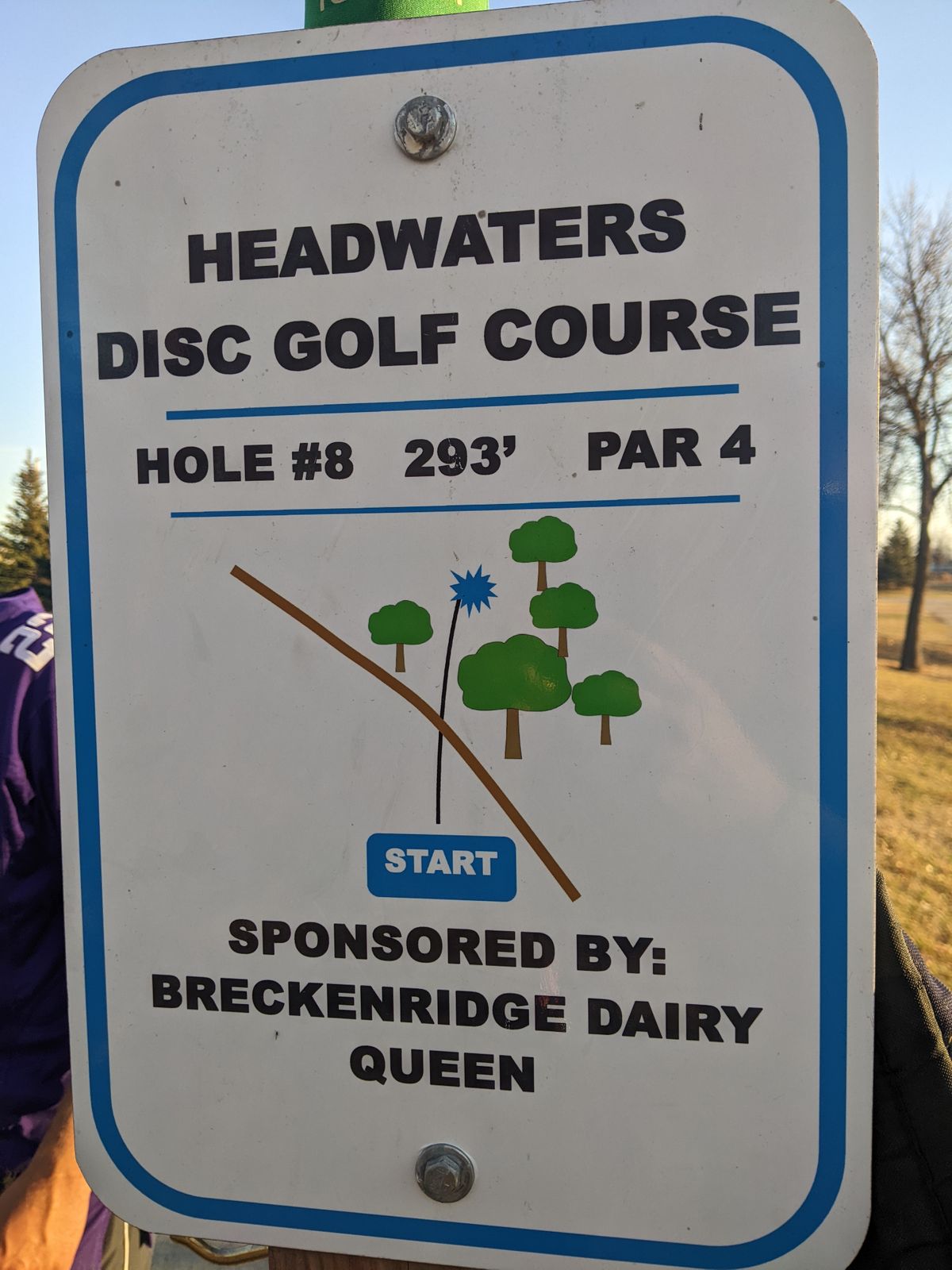 Hole 8 - Par 4, 293 Feet