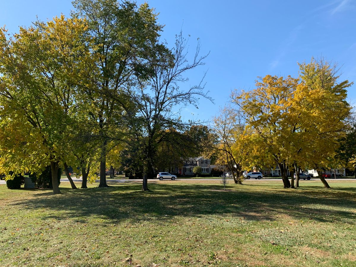 The approach on Hole 16.