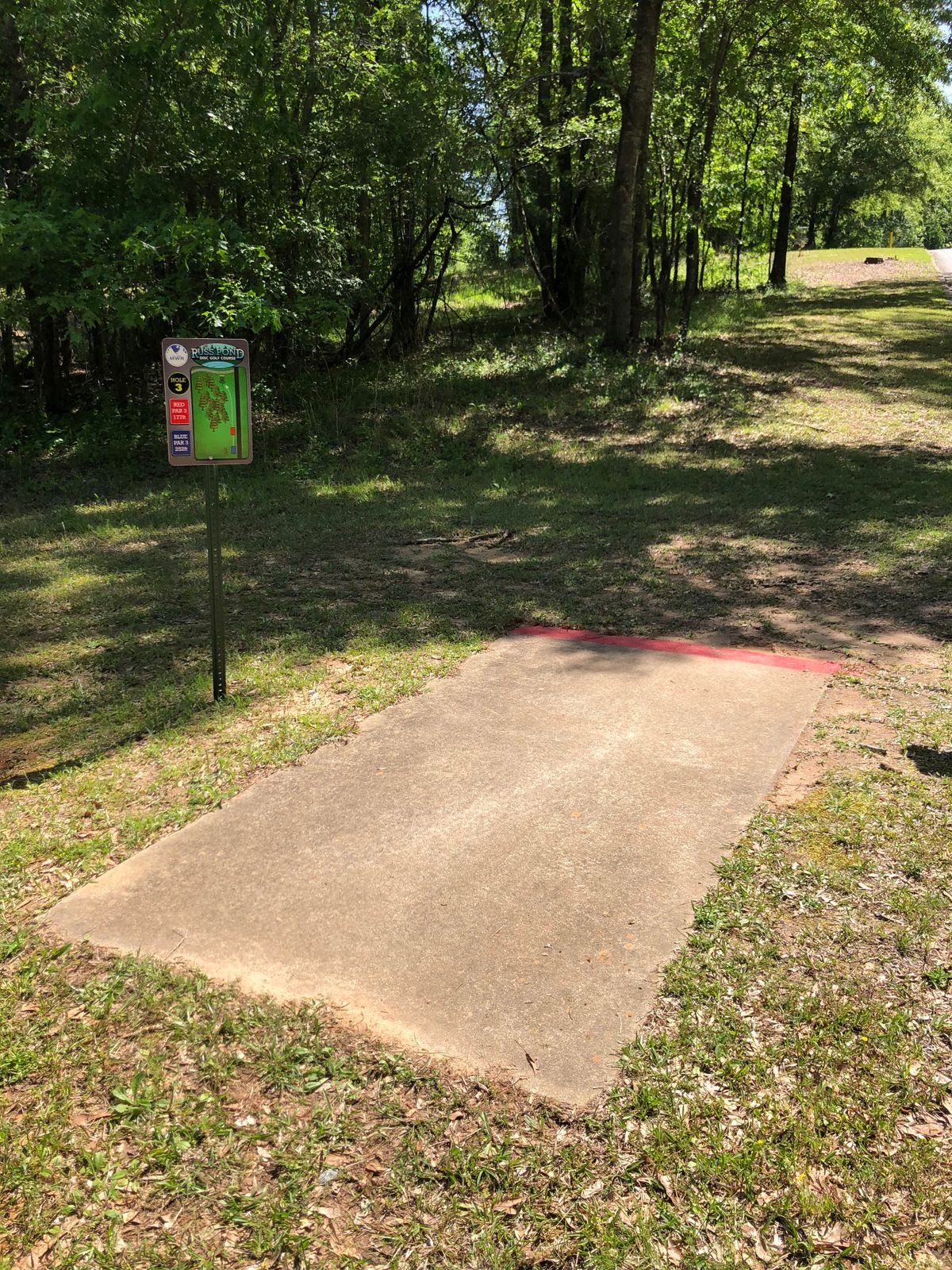 Hole 3 Red Tee Pad