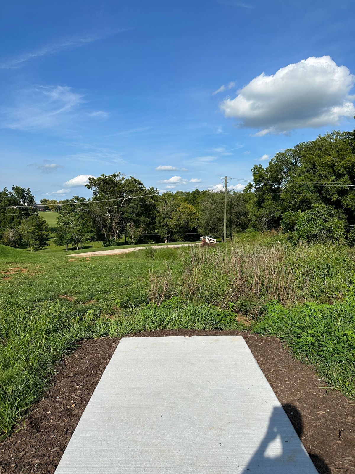 Hole 2 tee