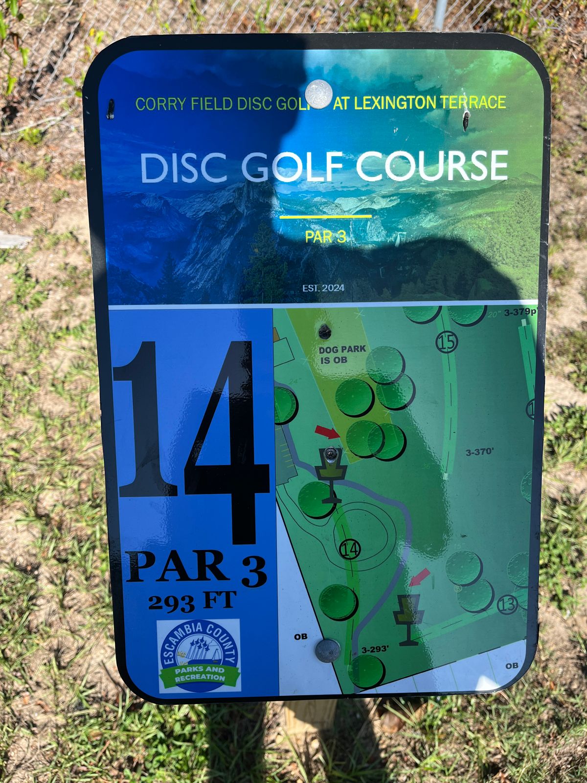 Hole 14 Sign