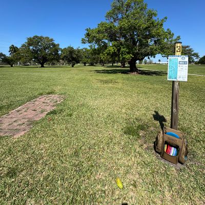 beautiful course with a good layout. bring water!