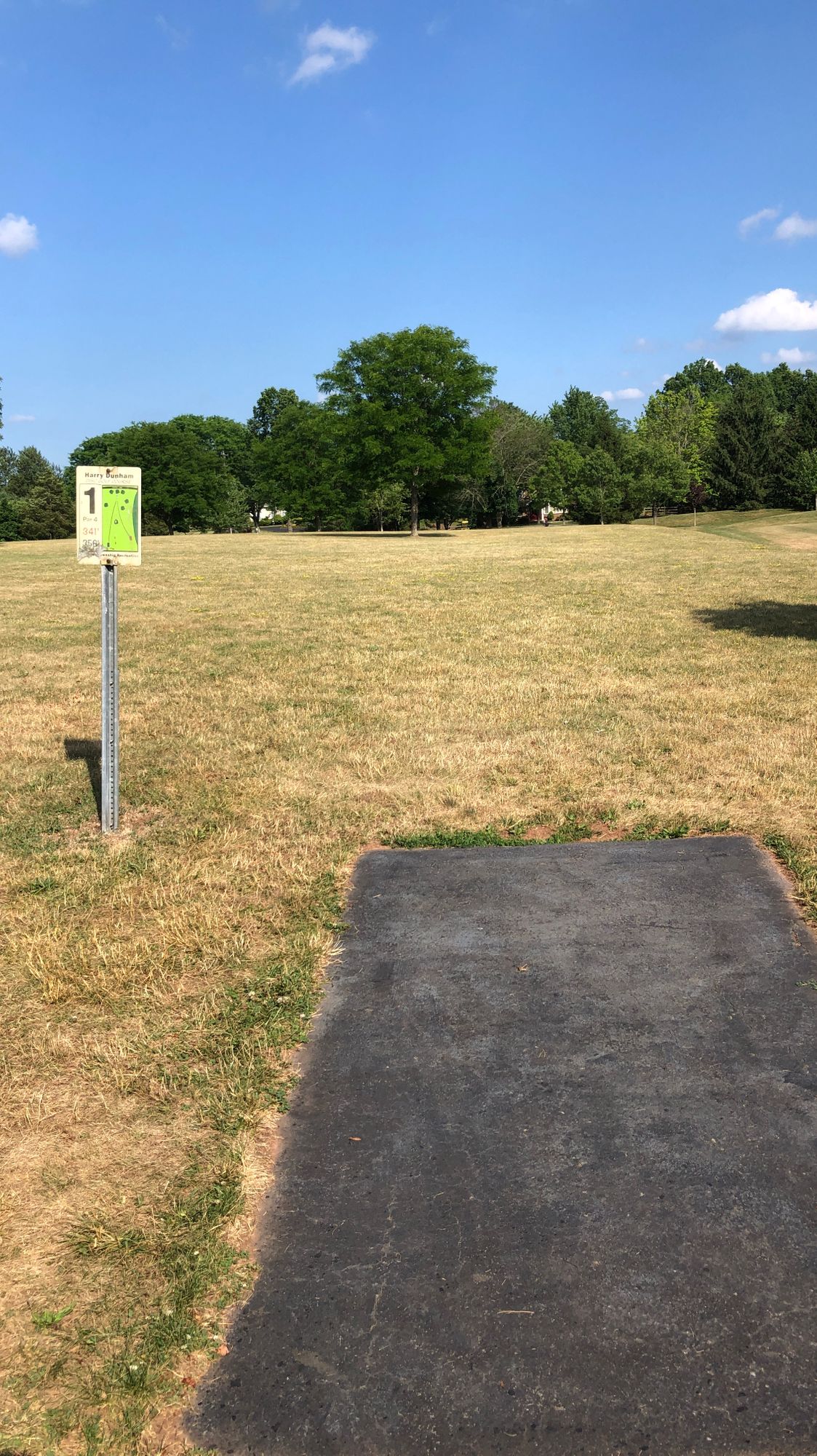Red tee box 1