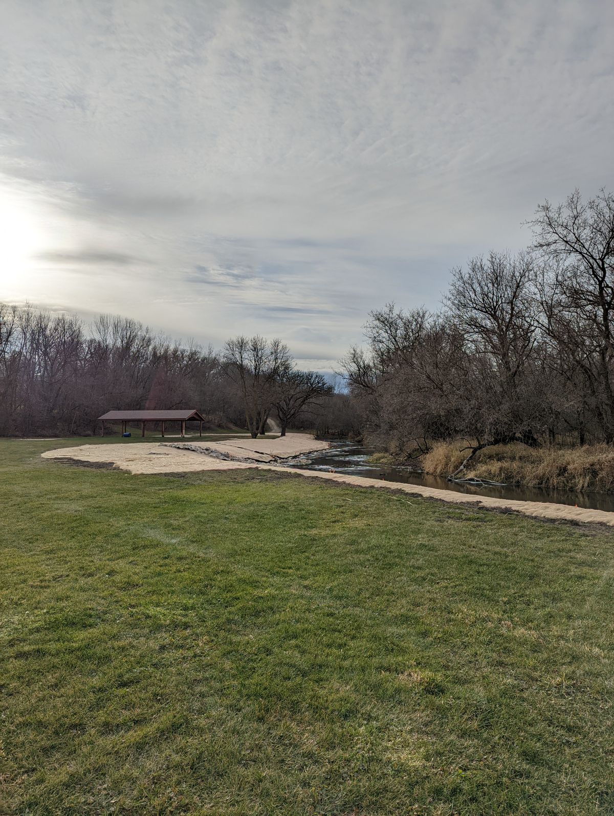 Hole 4 - Looking back towards tee.
