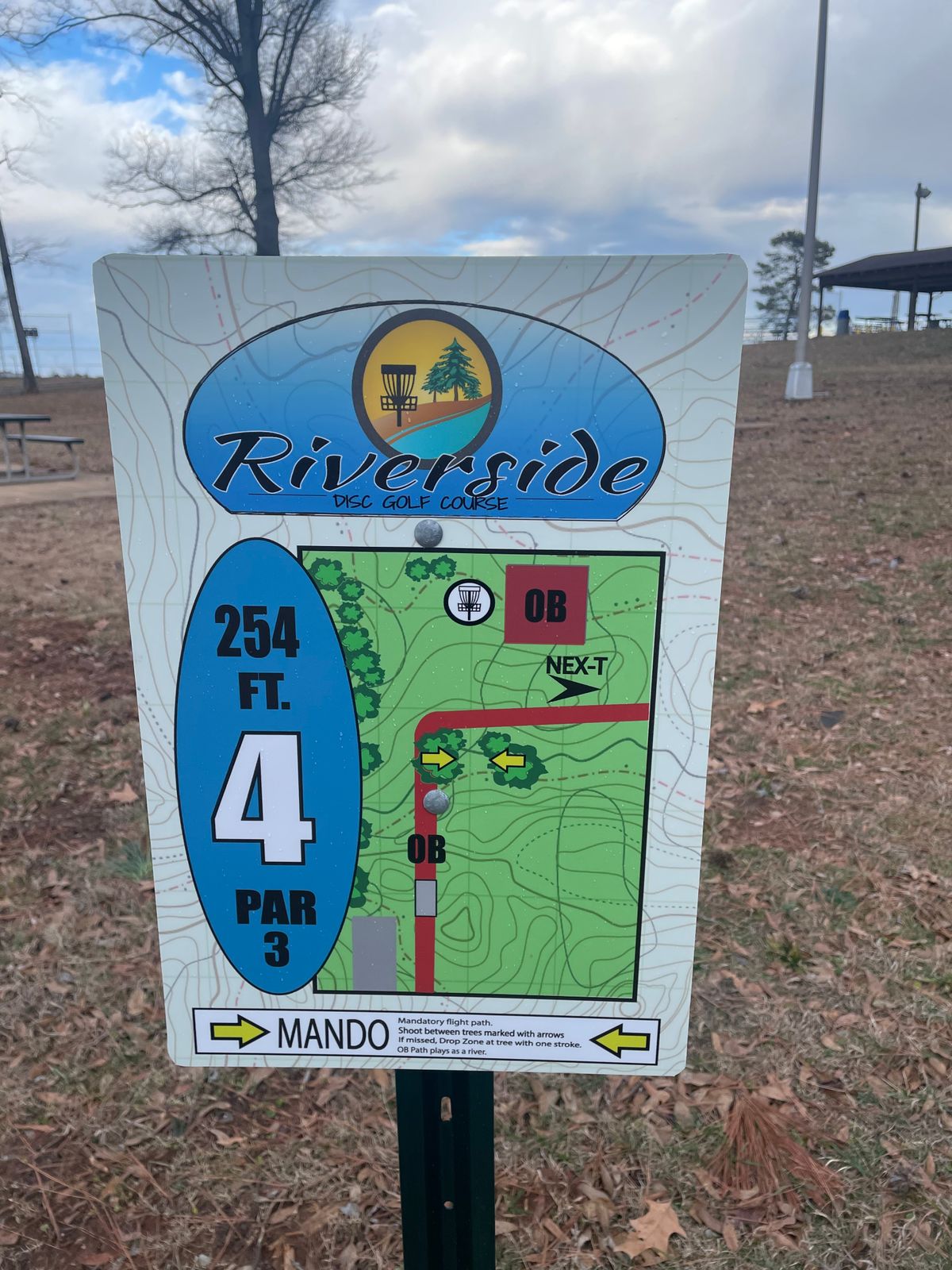 Hole 4 sign
