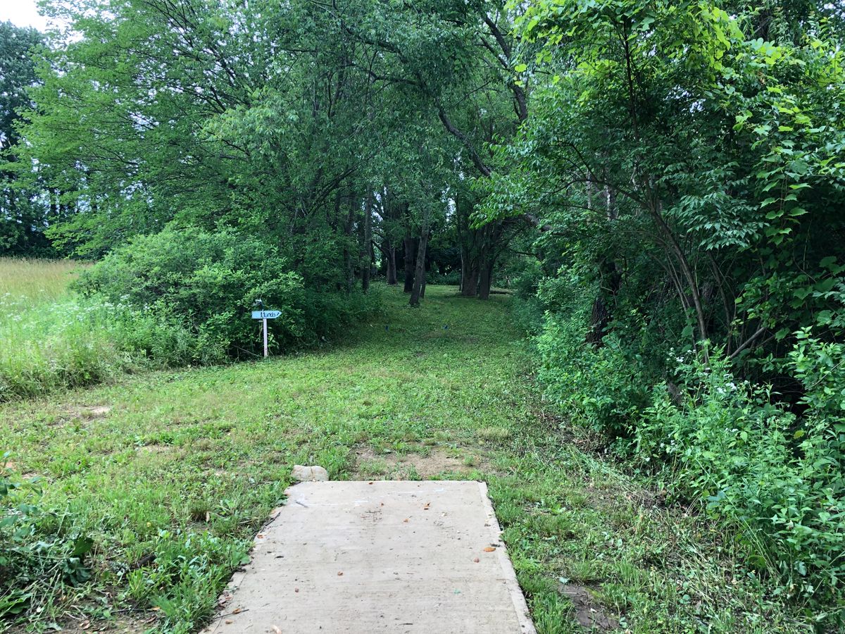 Hole 14 tee