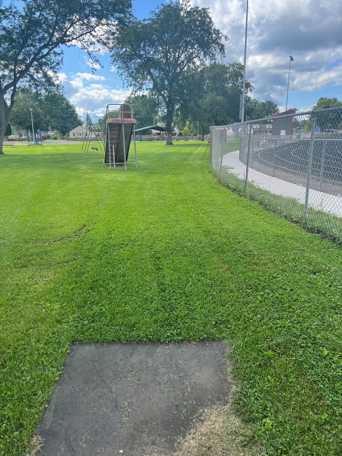 Hole 2 Tee