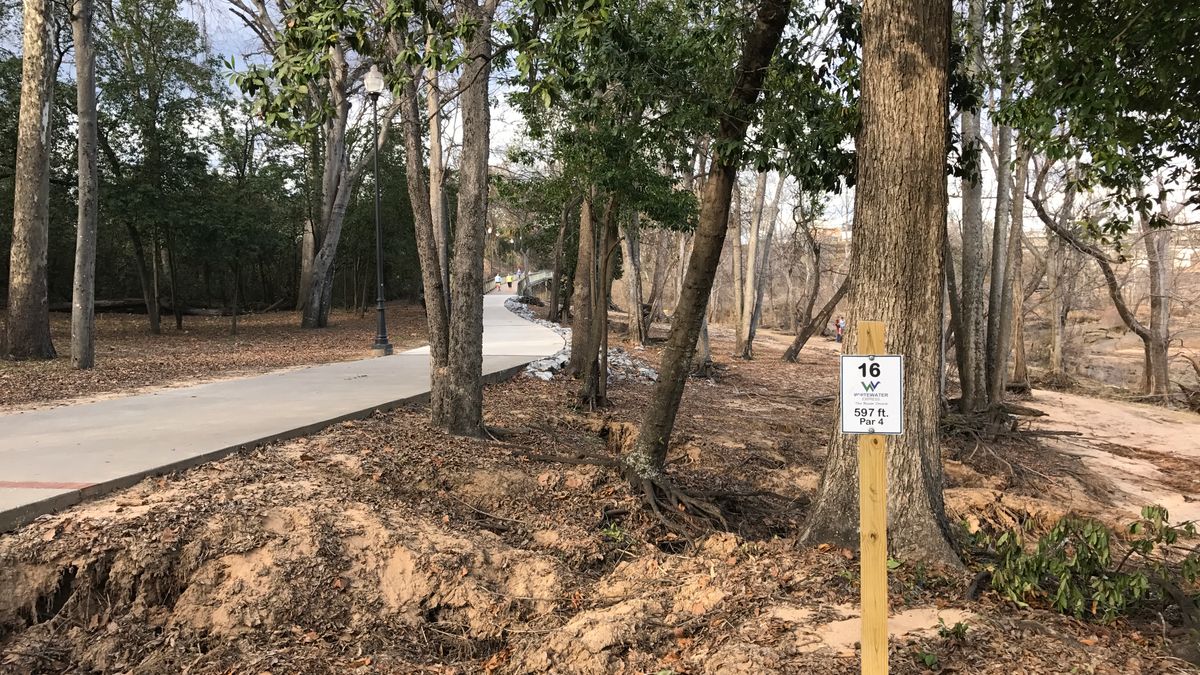 Hole 16