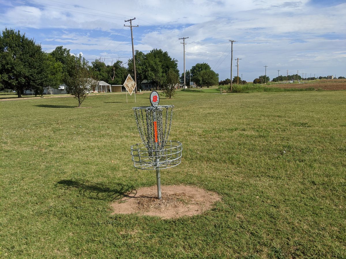 Hole 8 basket