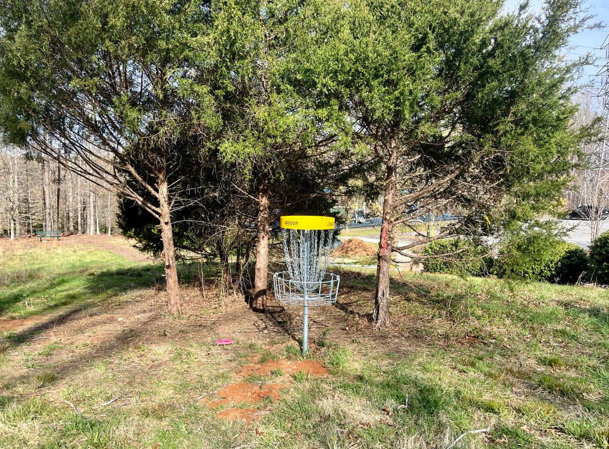 Hole 4 approach