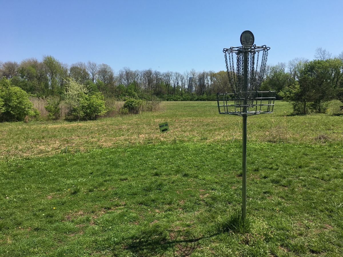 Alternate basket for hole 22.  The Philly skyline is visible in the distance.