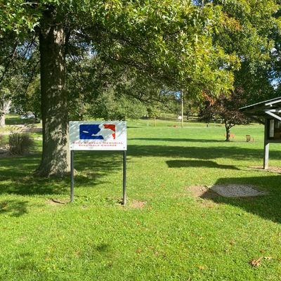 Tee 1 near parking lot