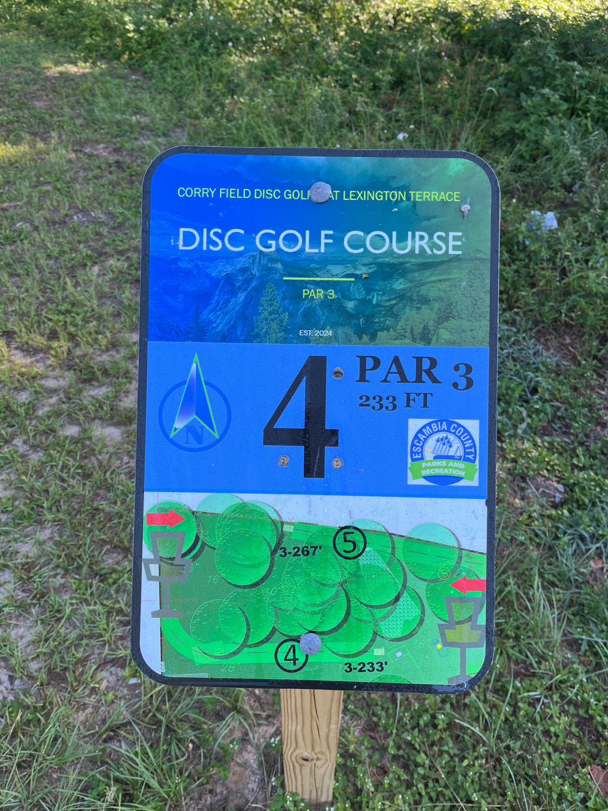 Hole 4 Sign