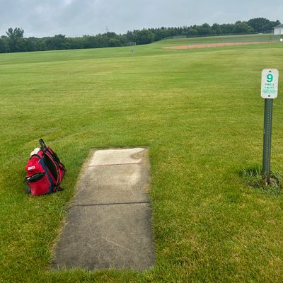 Hole 9 teepad