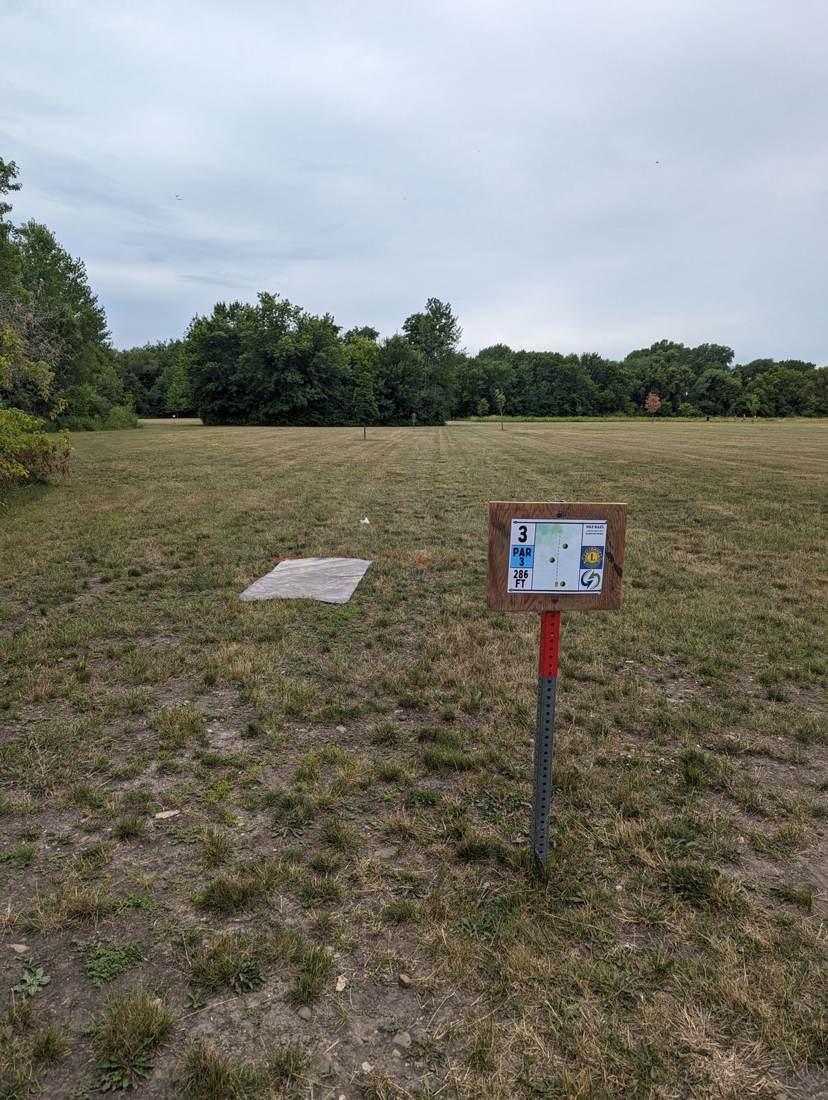 Hole 3 Tee and Sign