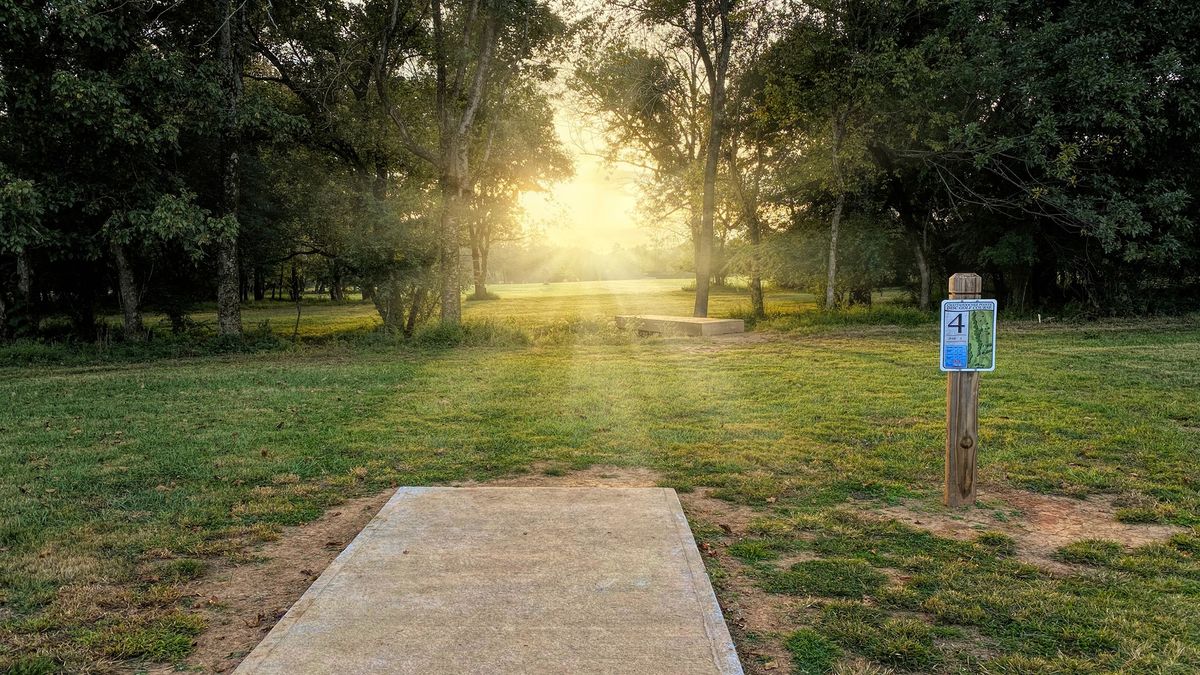 Hole 4 short tee, Chattahoochee Pt