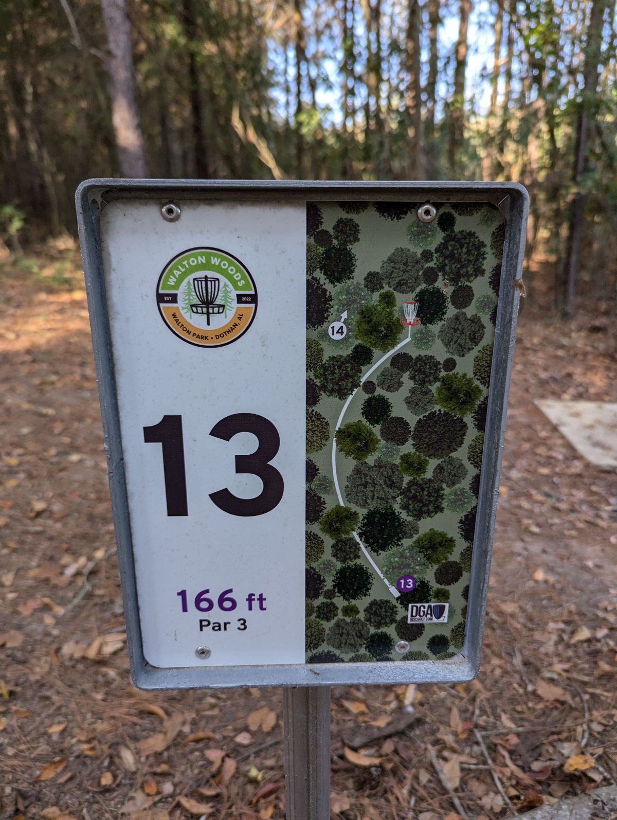 Tee sign of 13