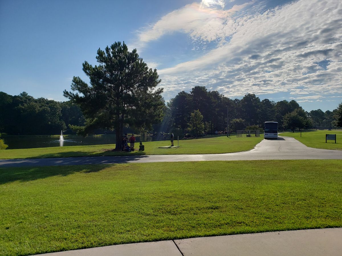 Players on #4 Intermediate Course.