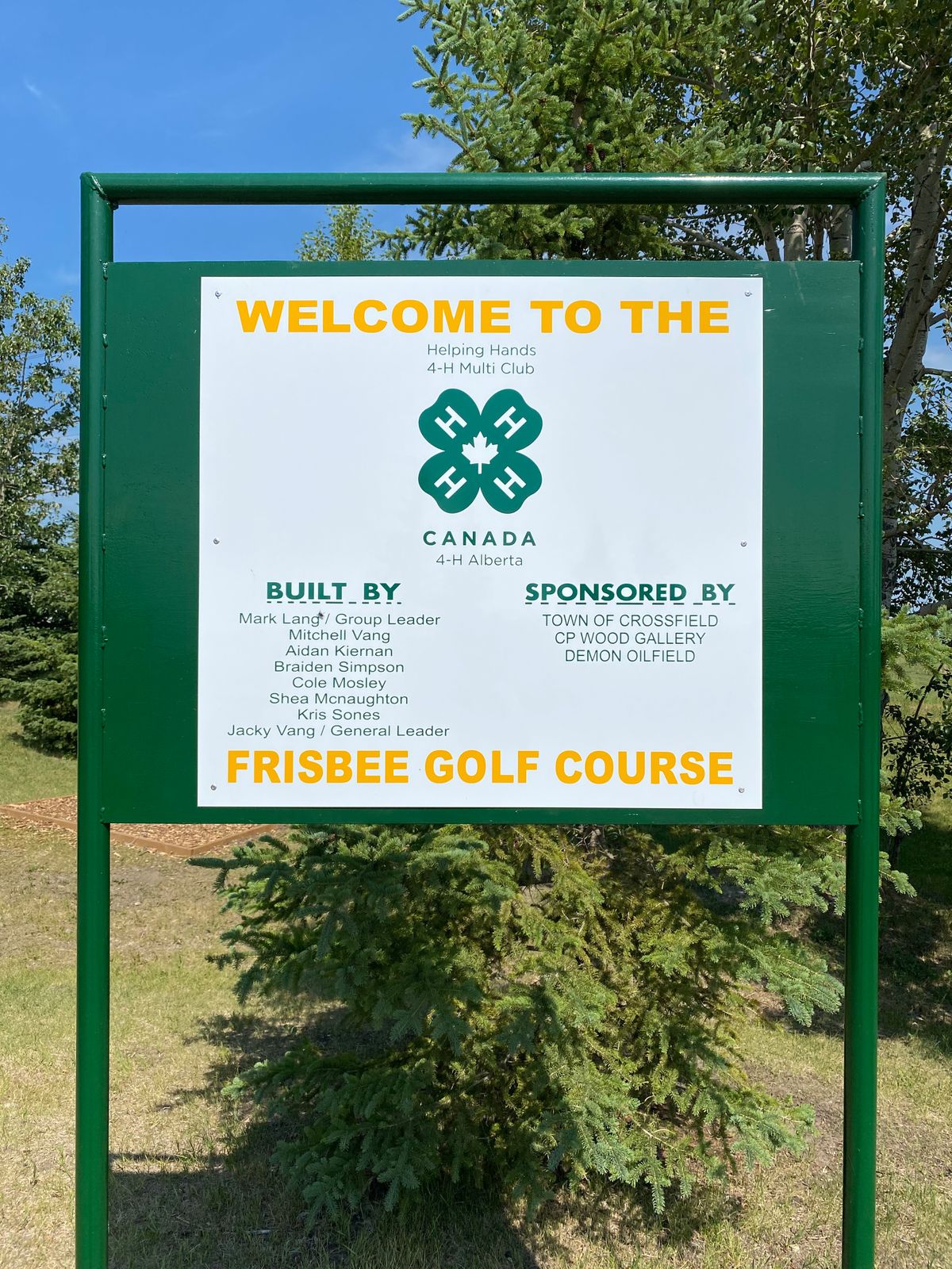 Beginning of course near gravel parking lot