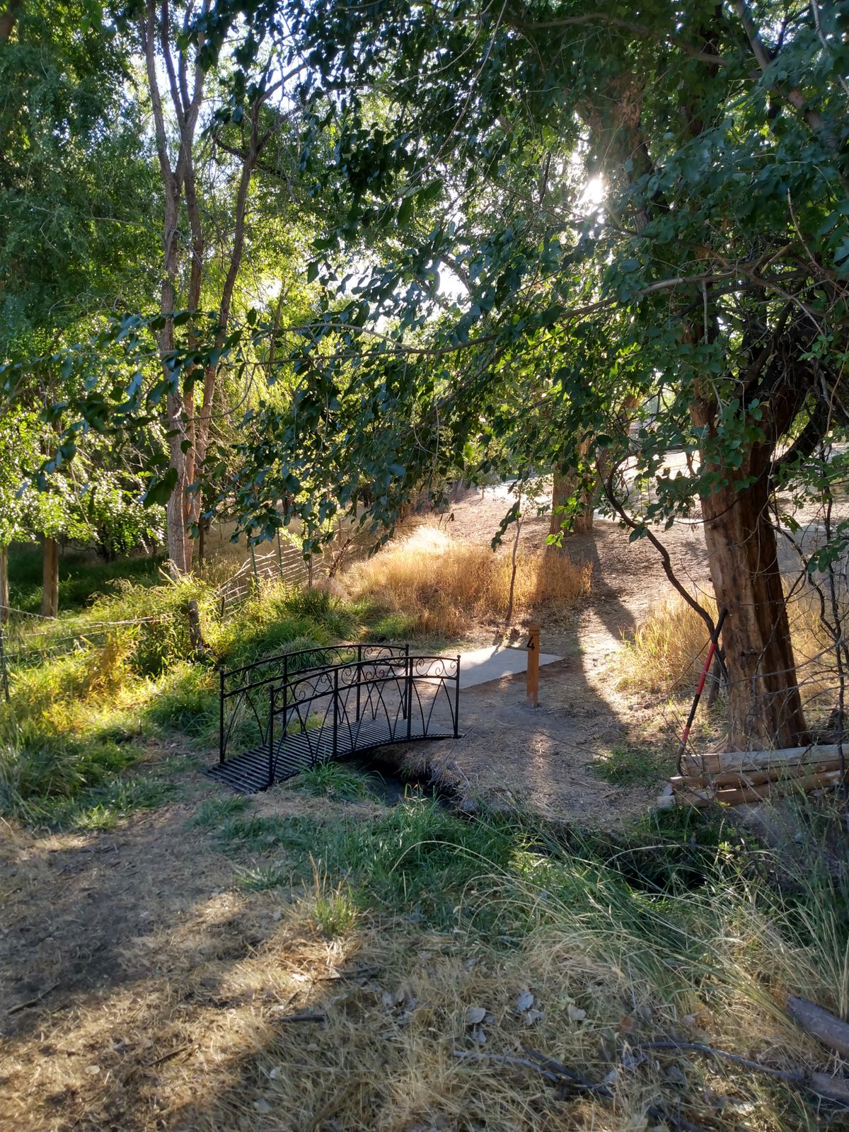 Bridge now installed between 3 pin and 4 pad!