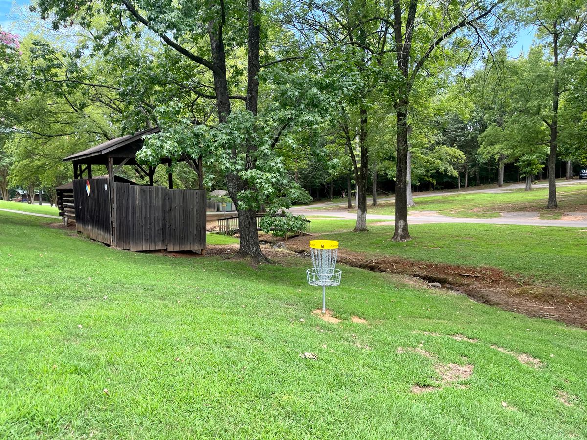 Hole 9 approach