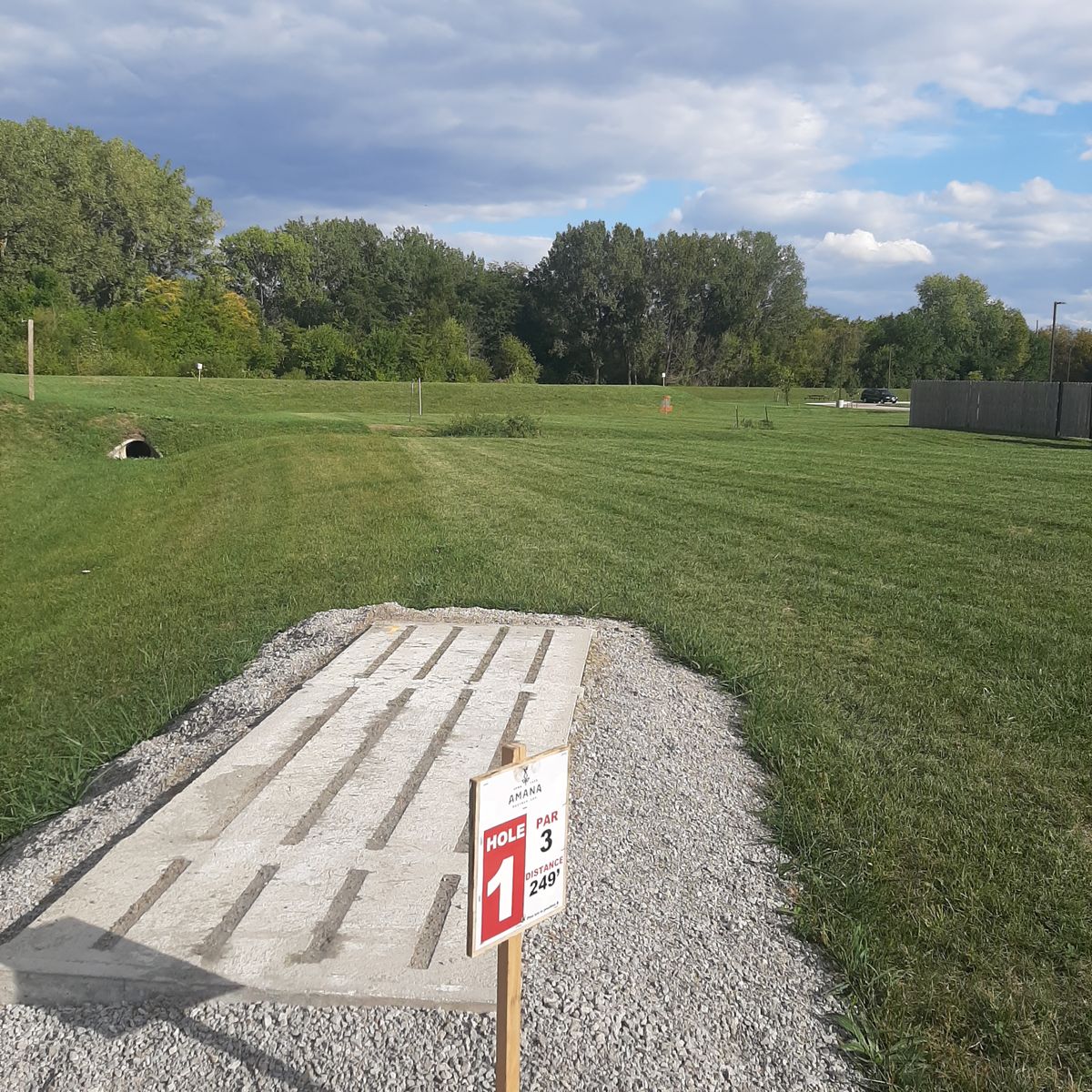 Hole 1 Pad