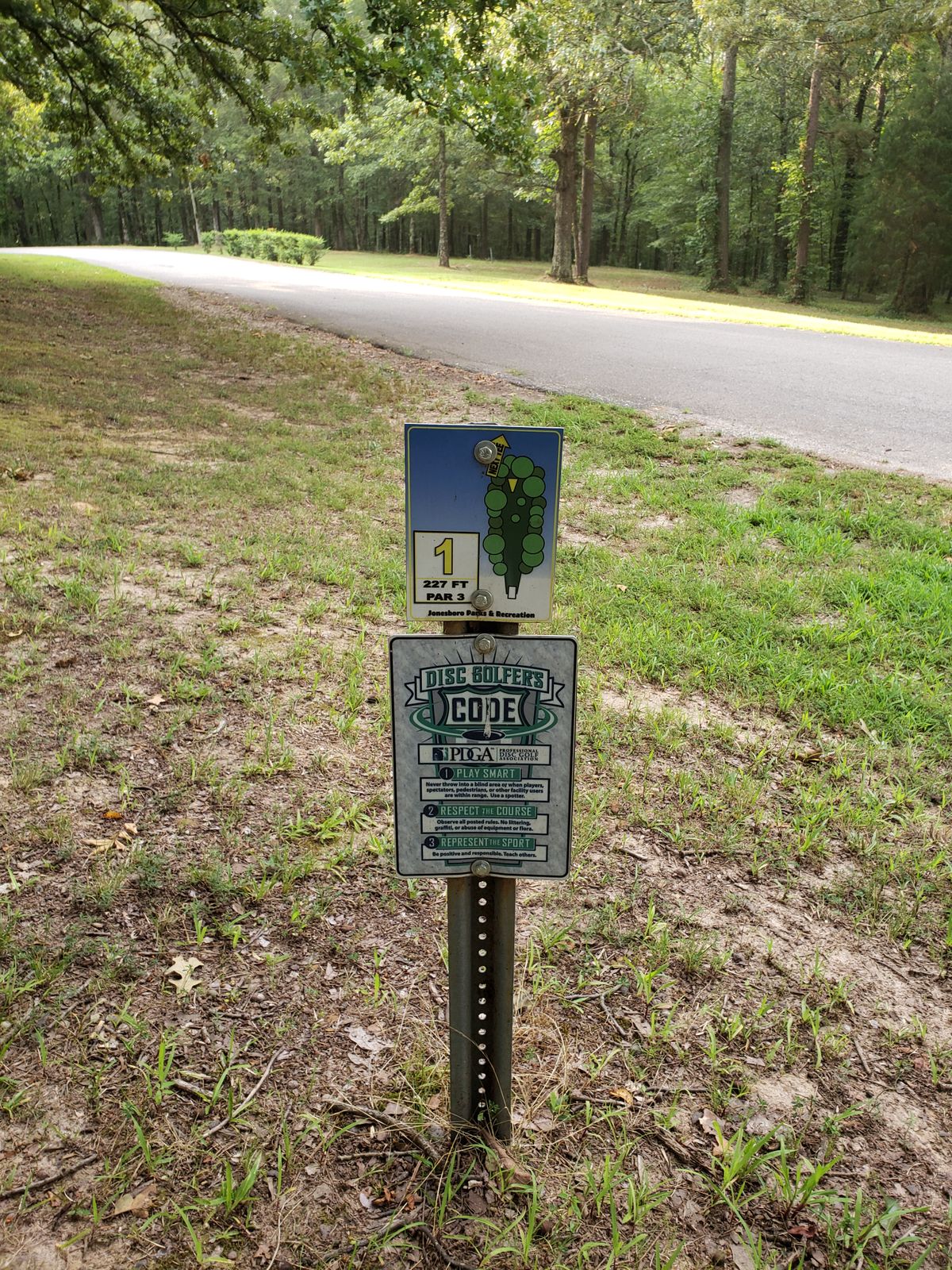 PDGA Disc Golfer's Code on #1 Tee Sign