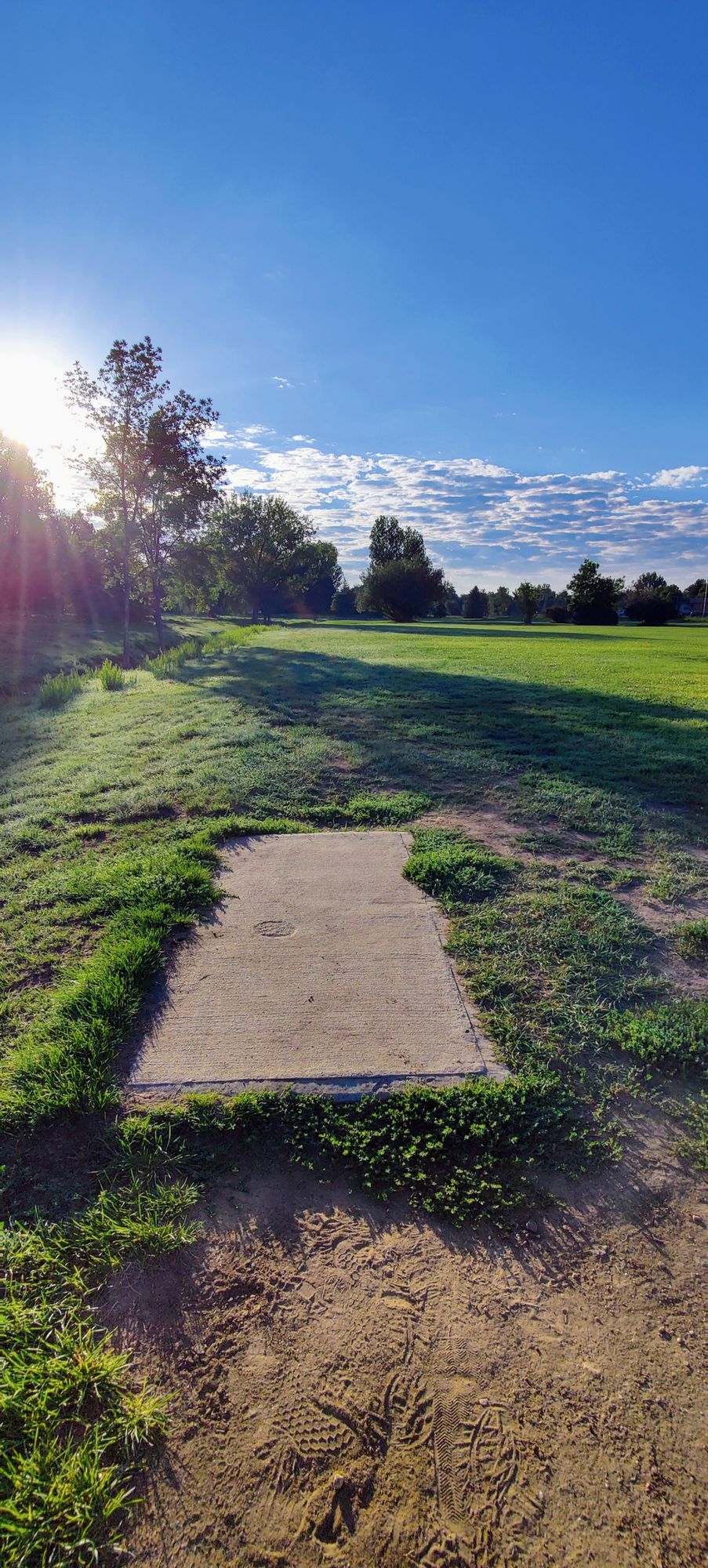 Tee 9