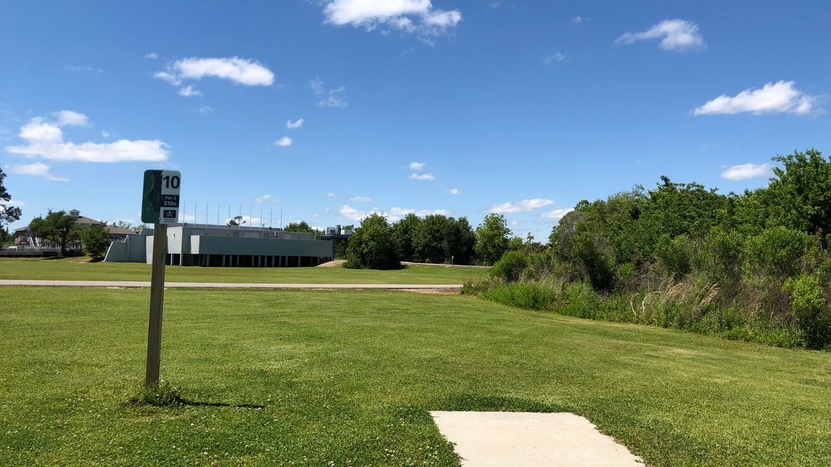 Hole 10