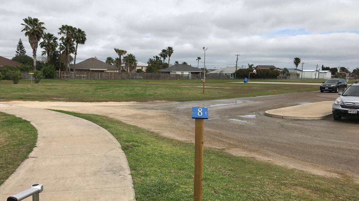 Hole 8