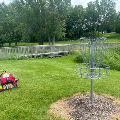 Hole 7 basket