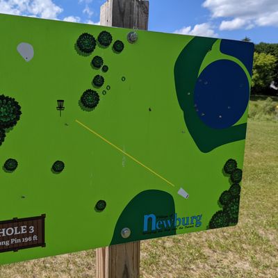 Hole 3 tee sign