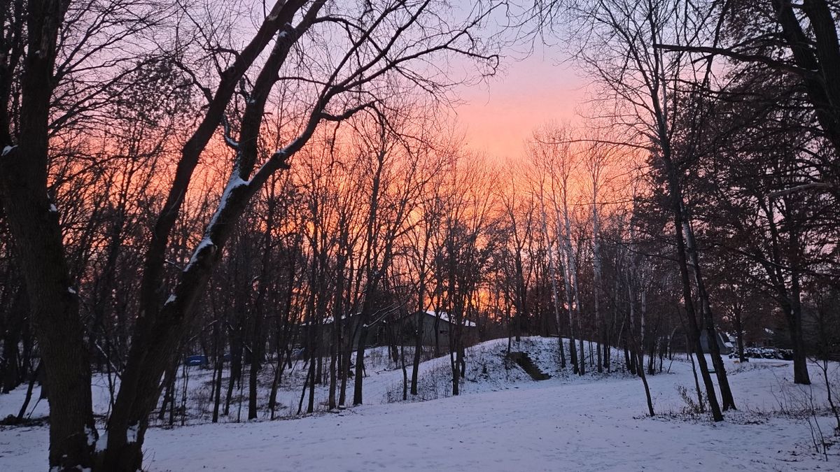 Sunset, Fairway 1, 5, 6 and 15. Tee pad 1 on top of the hill (Bomb shelter)