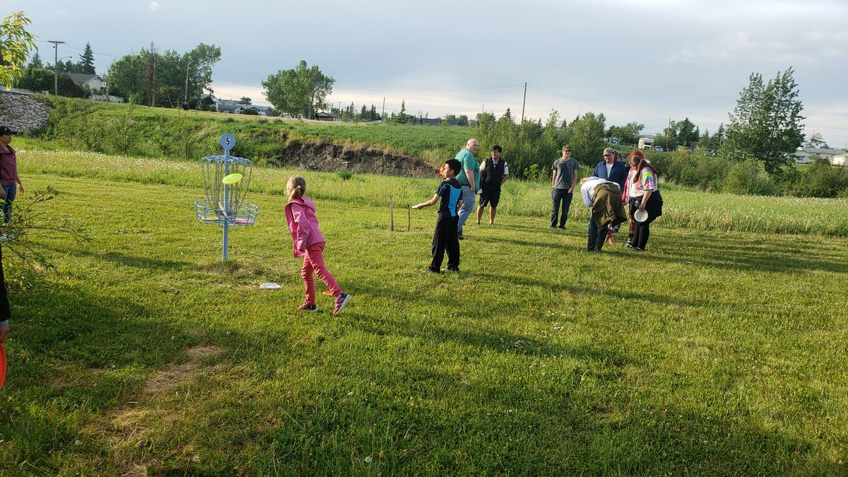 Hole 5 basket