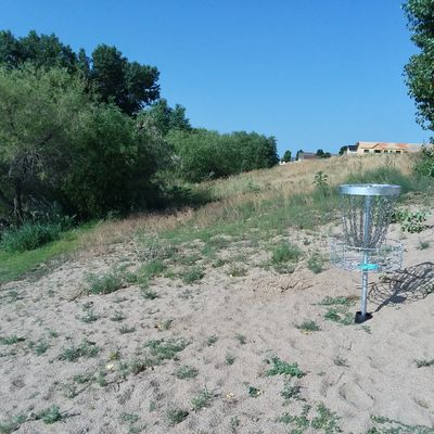 Hole 2 basket...