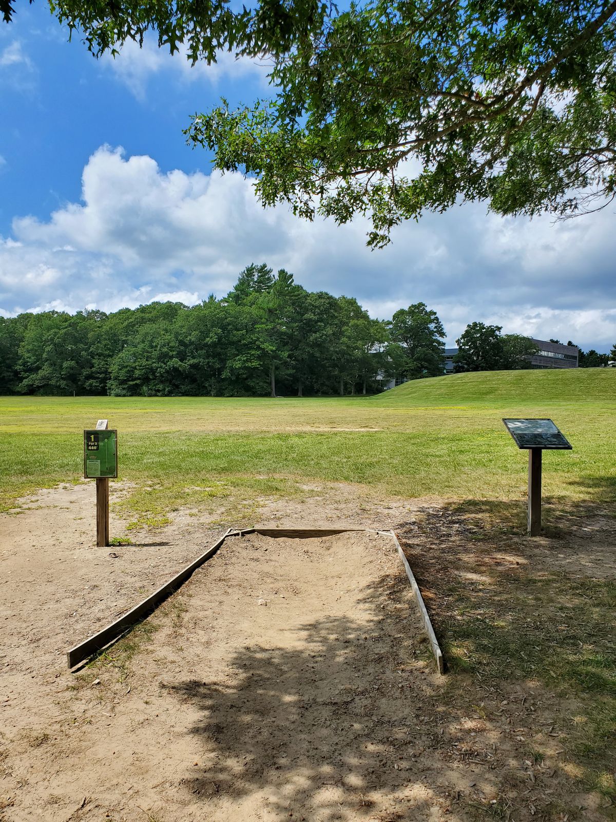 1st Tee
