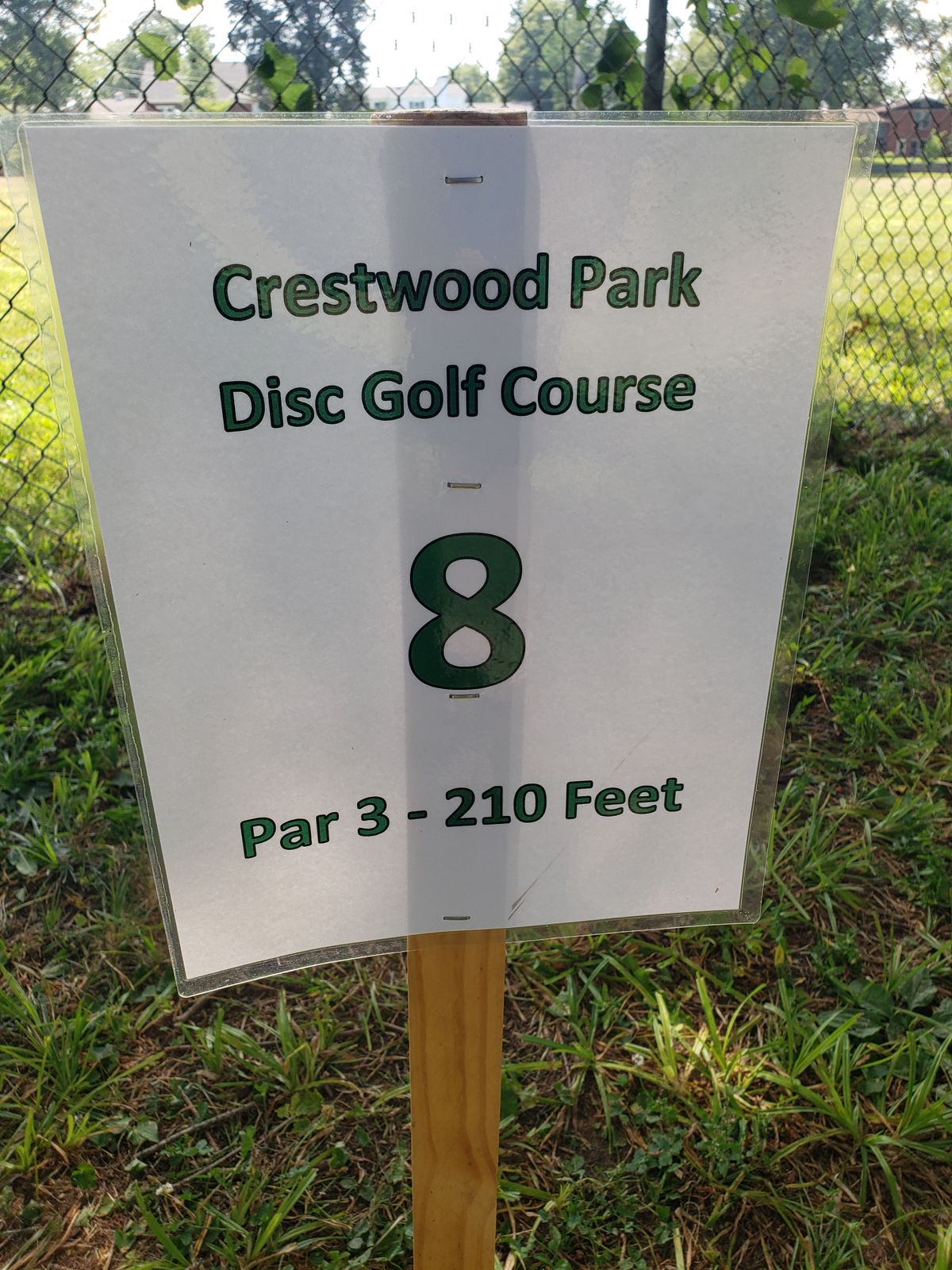 Hole 8 Crestwood park disc golf course