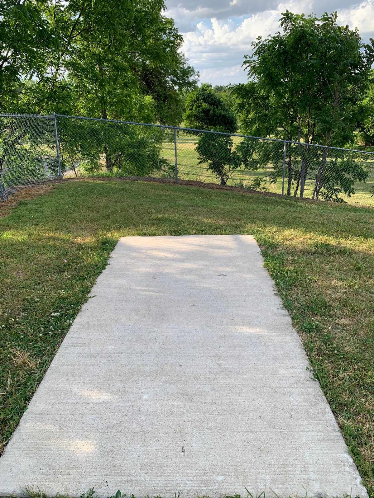 Tee sign missing for Basket 14 as of 05/31/2023.