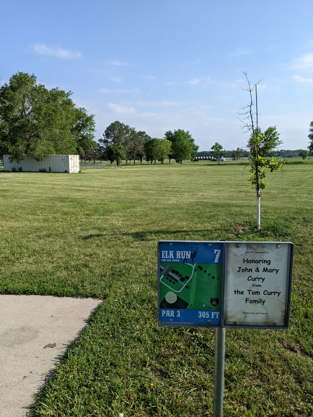 Hole 7 teepad