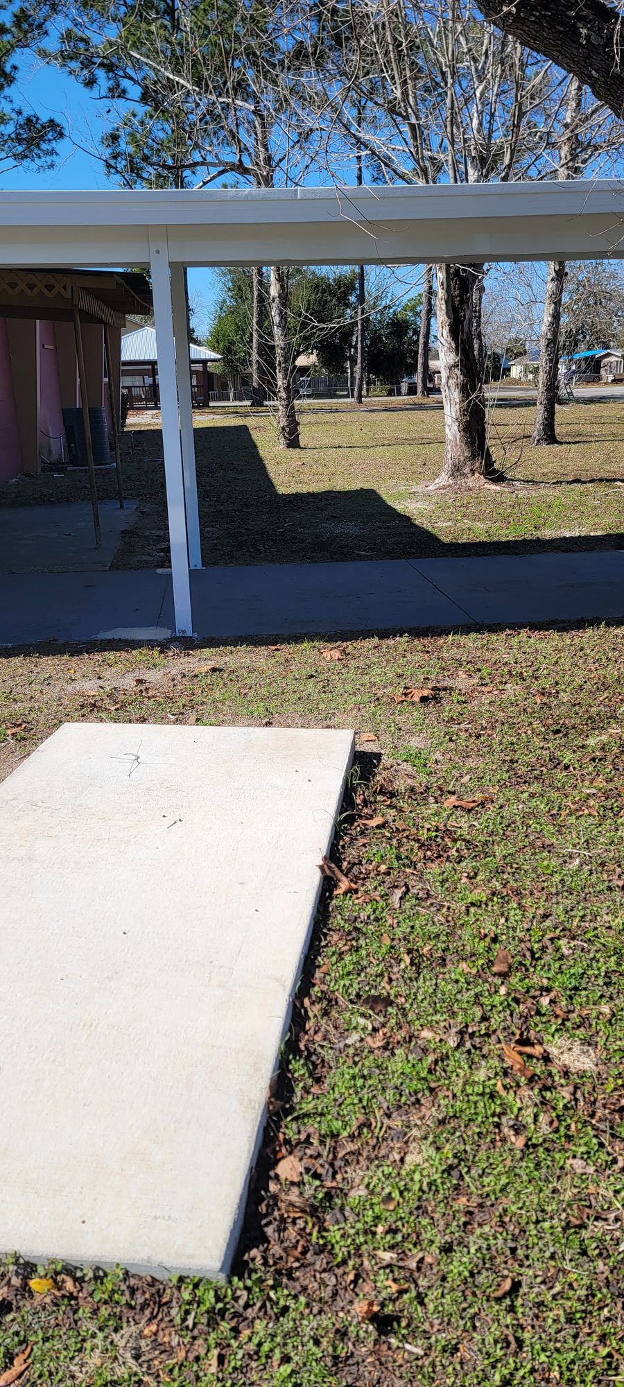 Hole 3 from tee pad, yikes